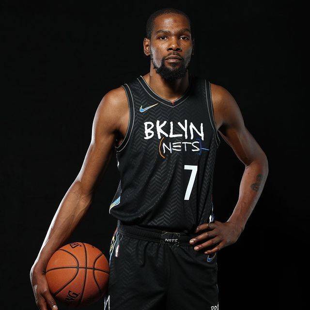 巨大的舆论 巨大的舆论