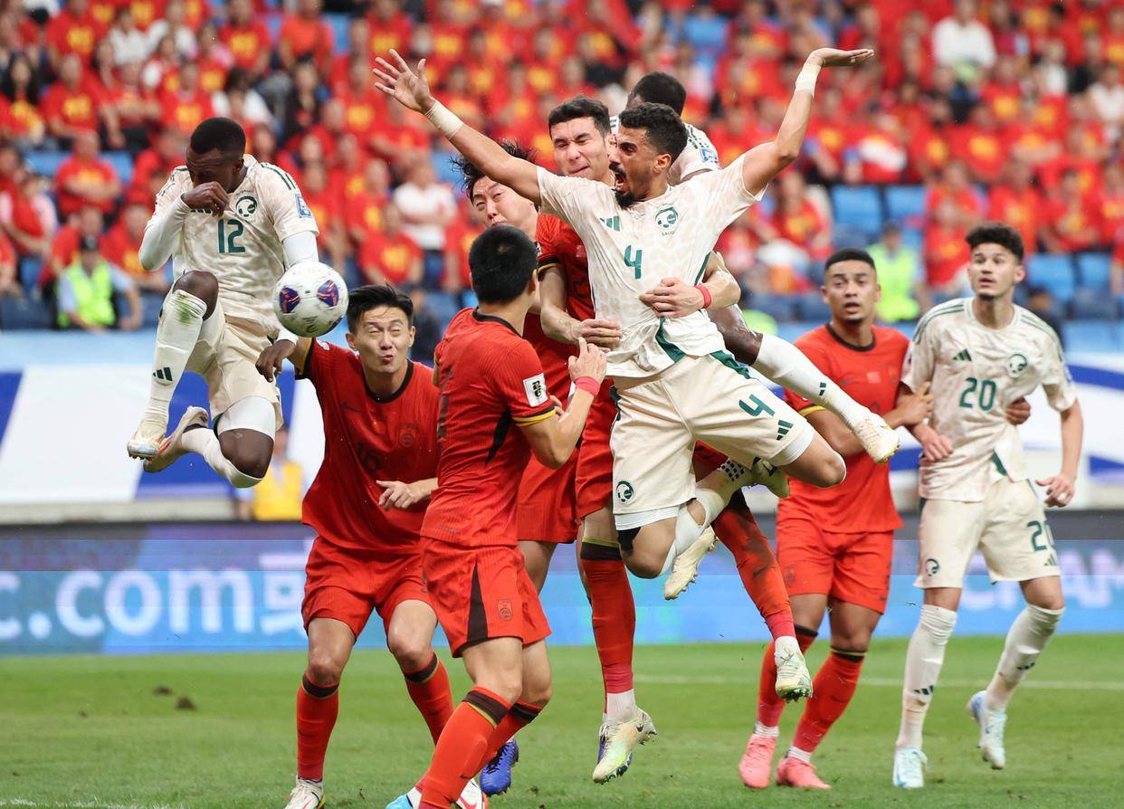 形成丰富多 形成丰富多